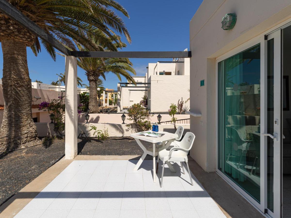 Homeforguest Apartamento Alisios 1 Con Piscina En Corralejo Kültér fotó