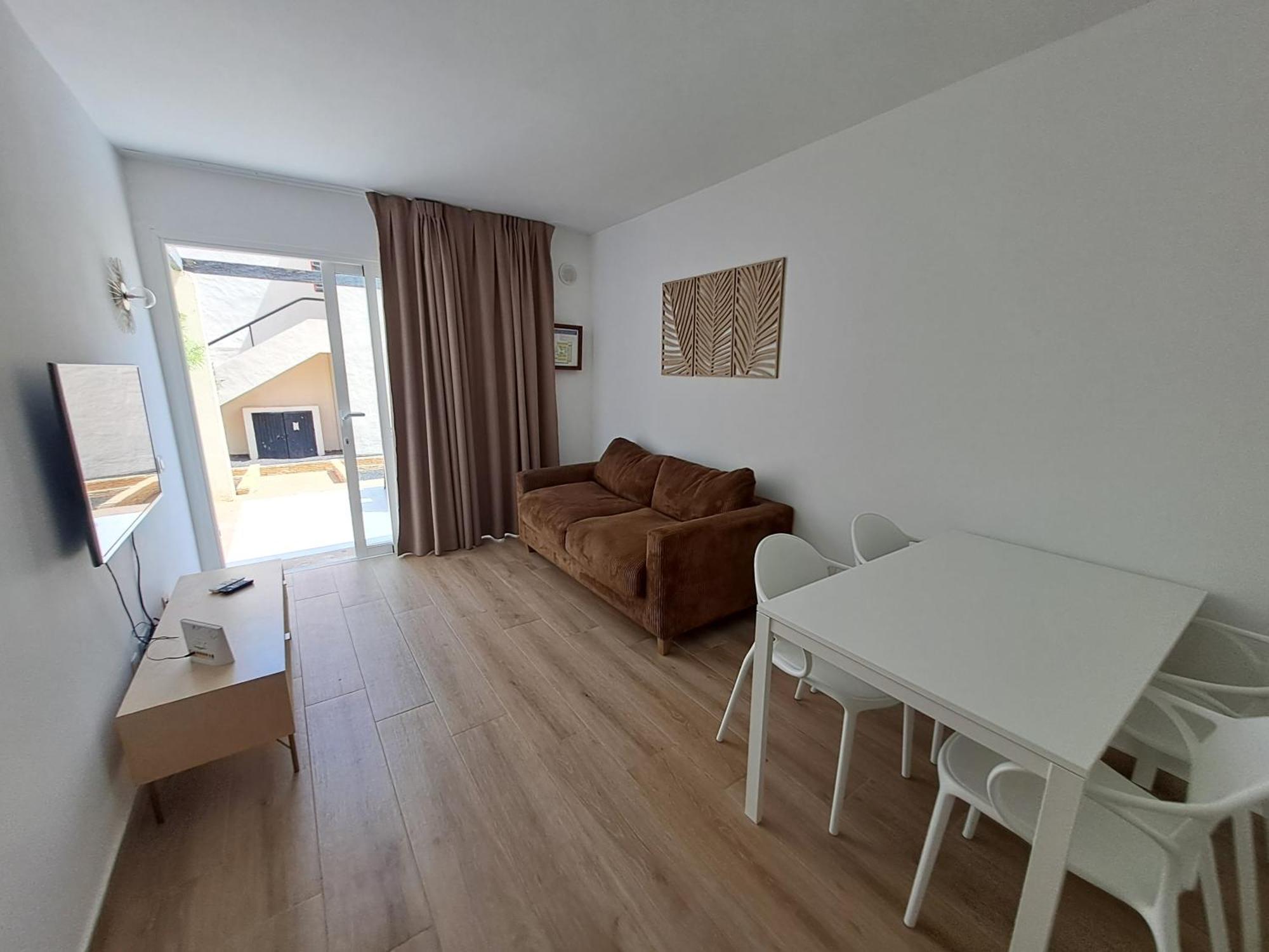 Homeforguest Apartamento Alisios 1 Con Piscina En Corralejo Kültér fotó