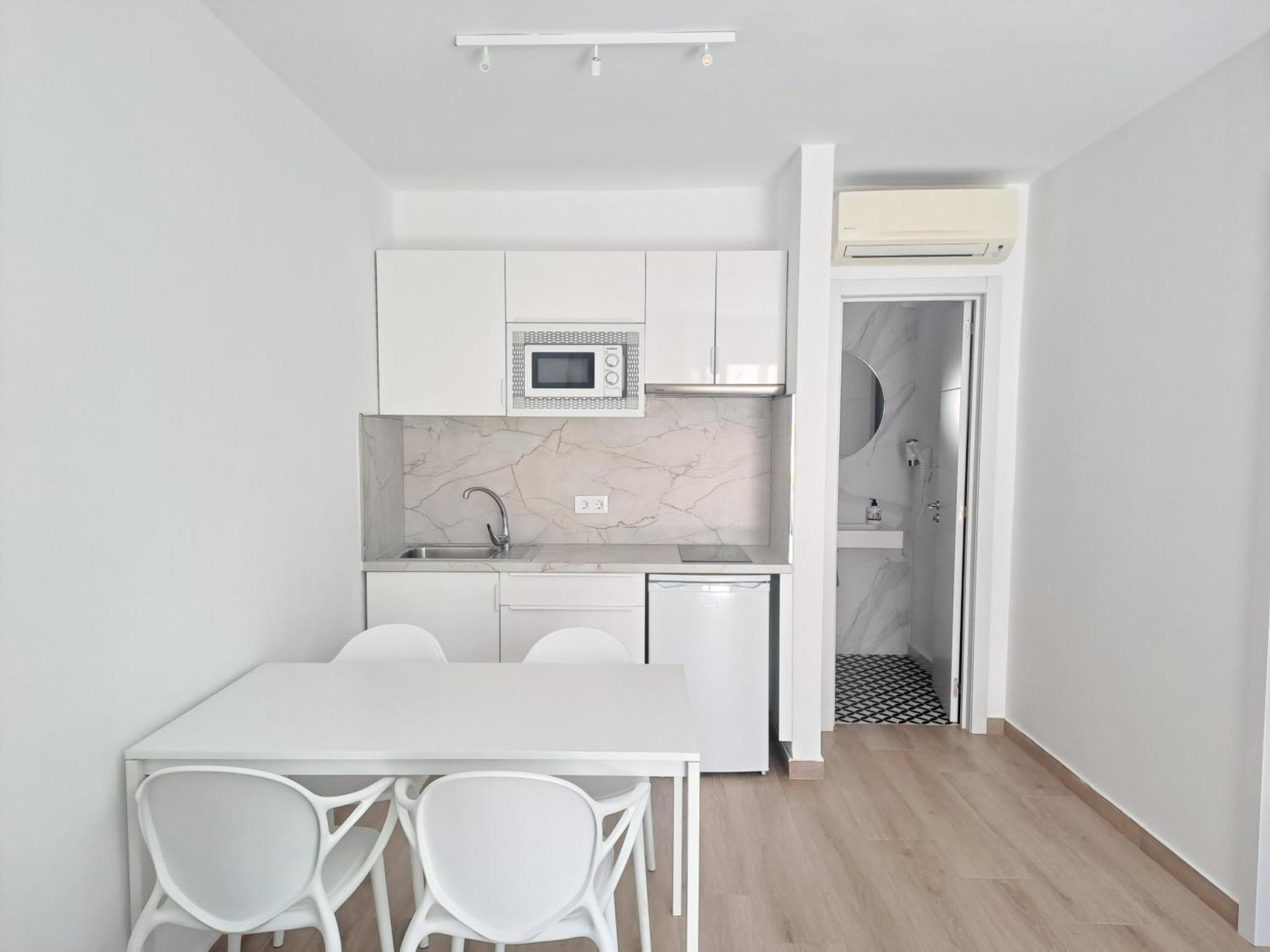 Homeforguest Apartamento Alisios 1 Con Piscina En Corralejo Kültér fotó